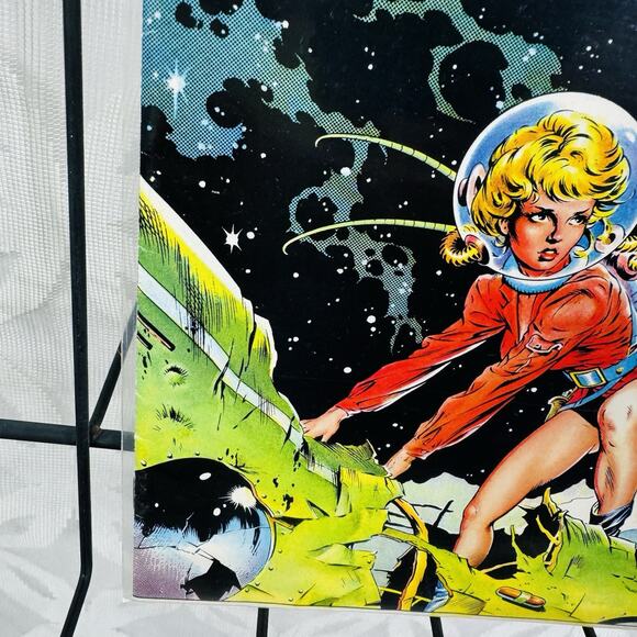 Alien Worlds #4 Dave Stevens Cover And Art (Pacific Comics 1983) - Picture 5 of 6